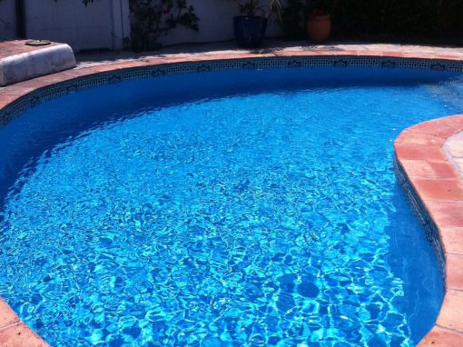 LIMPIEZAS DE PISCINAS EN MARBELLA